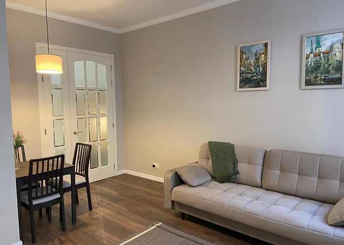 Old Town Modern Apartment